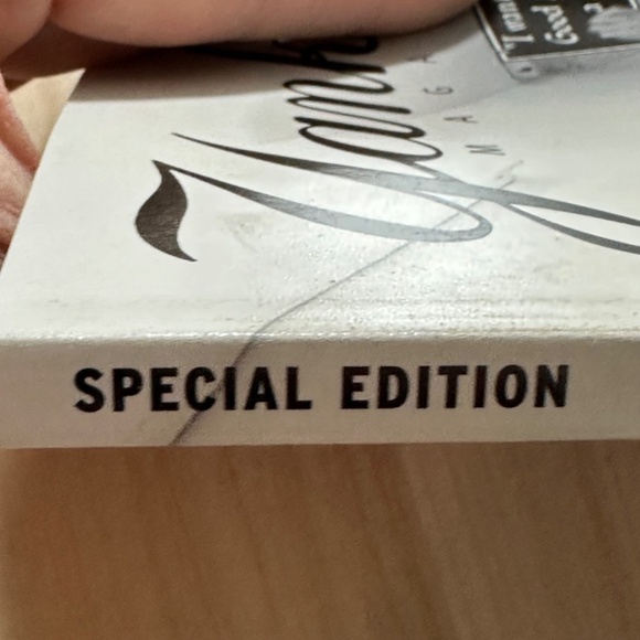 Yankees Magazine Derek Jeter Commemorative Edition Special Edition Like New - Picture 3 of 5